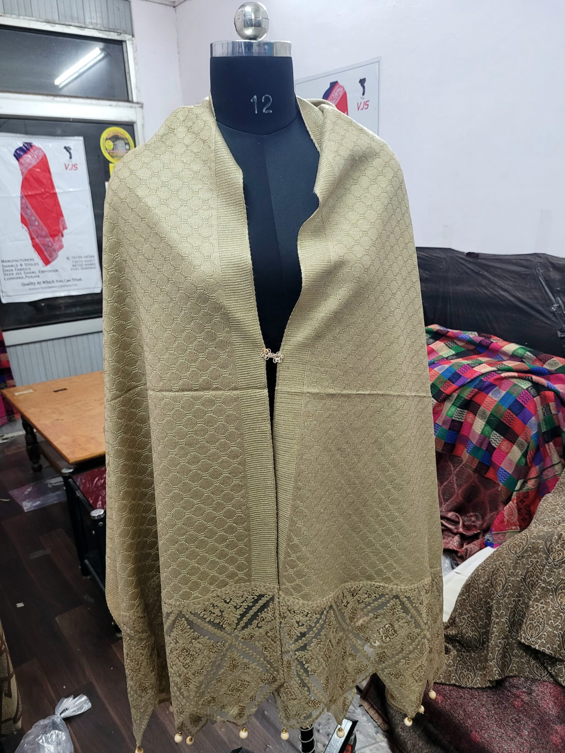 Knitted Embriodery Stole