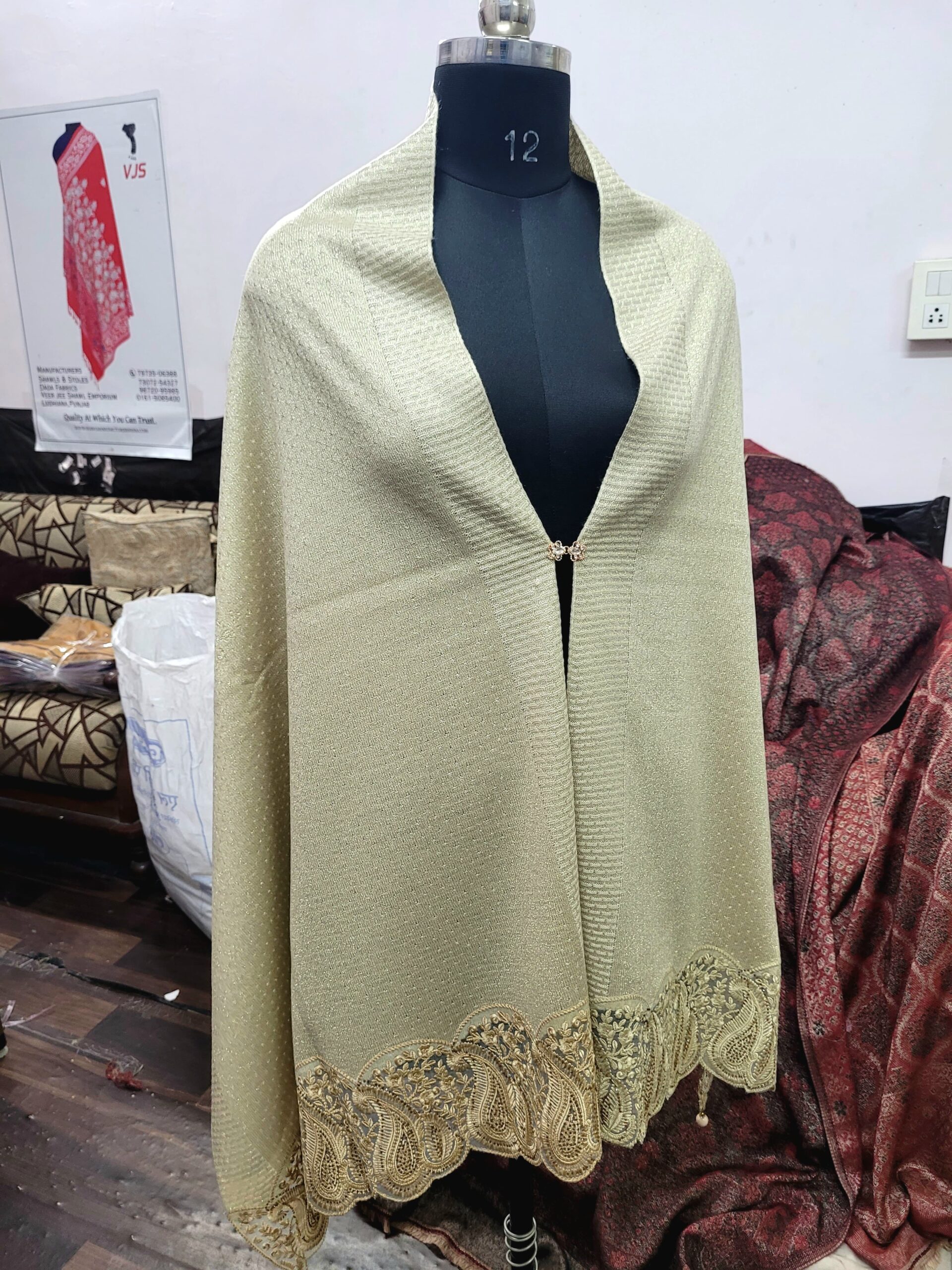 Knitted Embriodery Stole