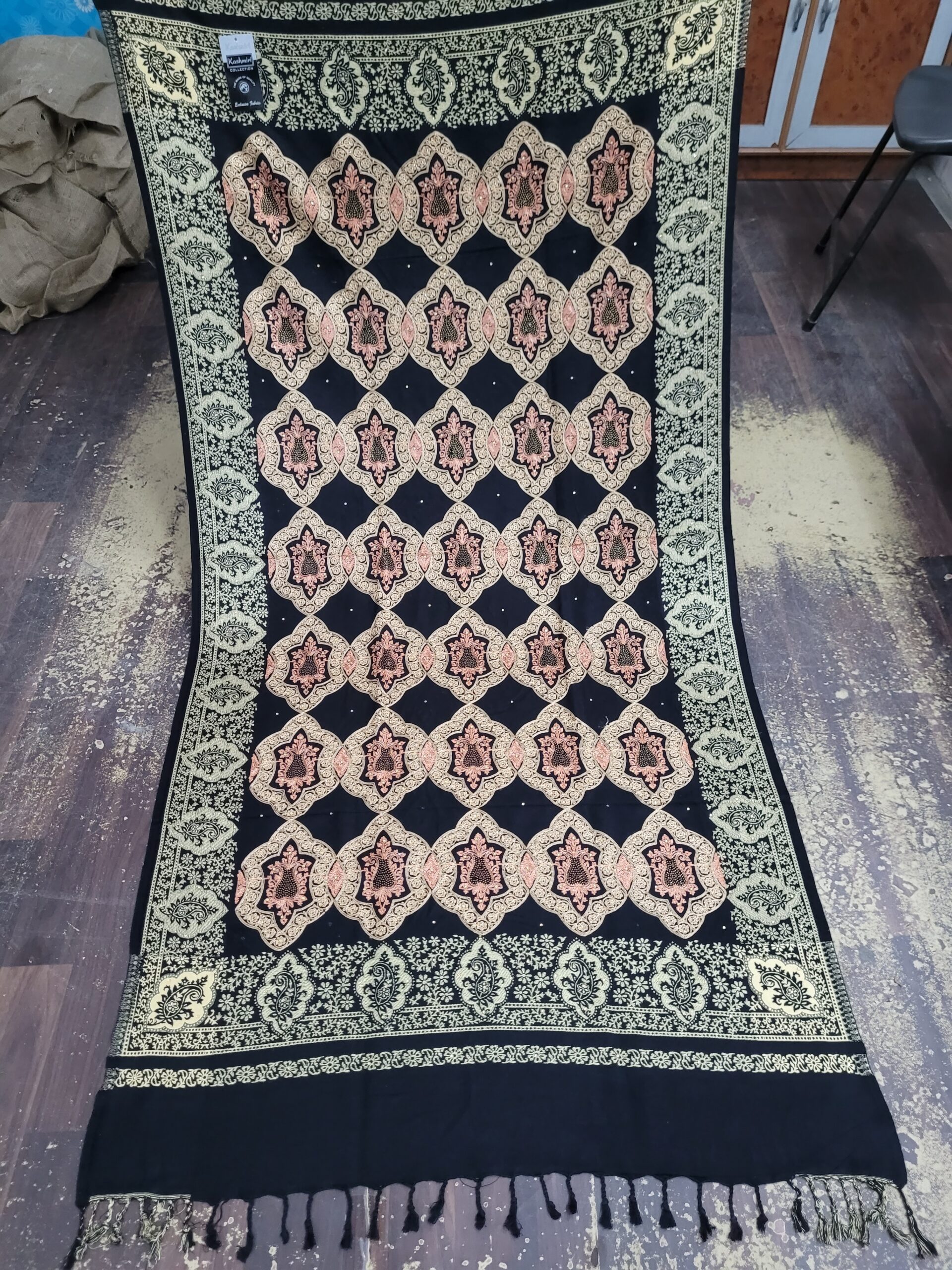 Embriodery acrylic shawl