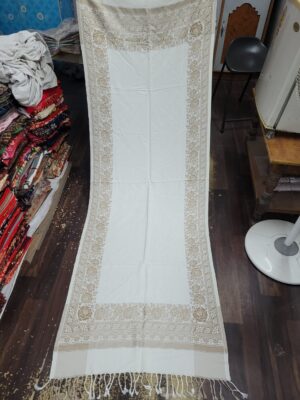 Border acrylic stole