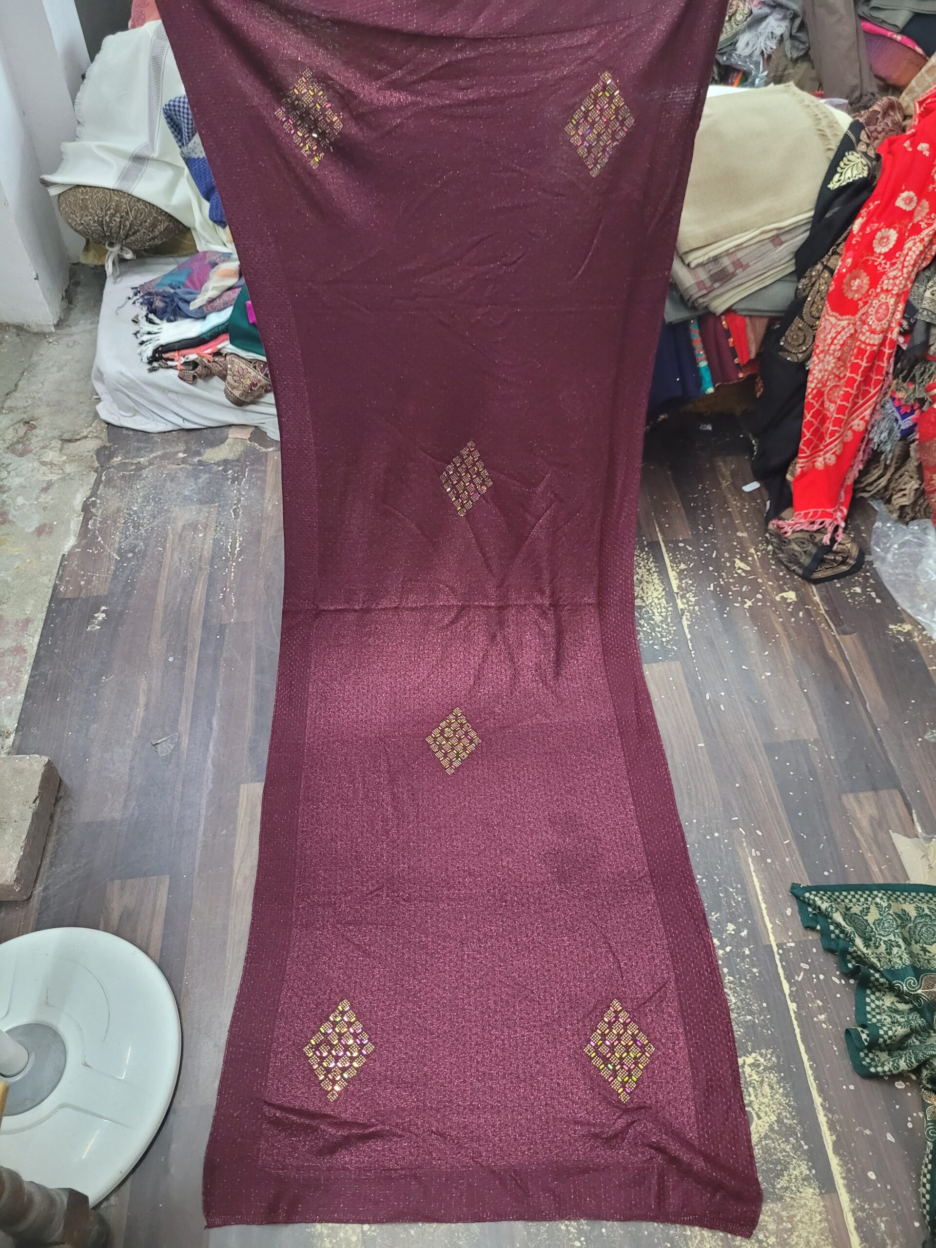 Knitting with swaroski pure wool stole