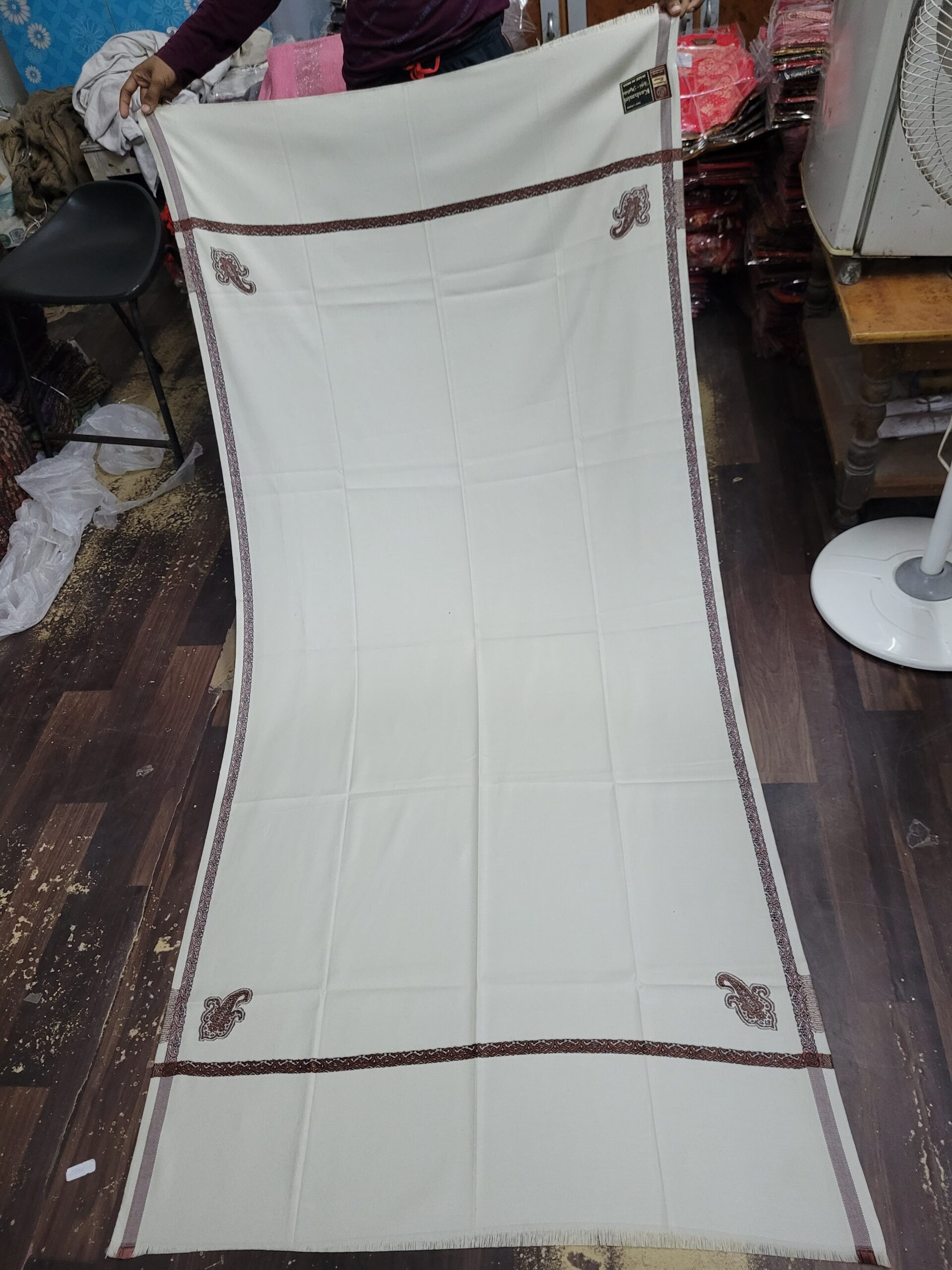 Acrylic kunj shawl