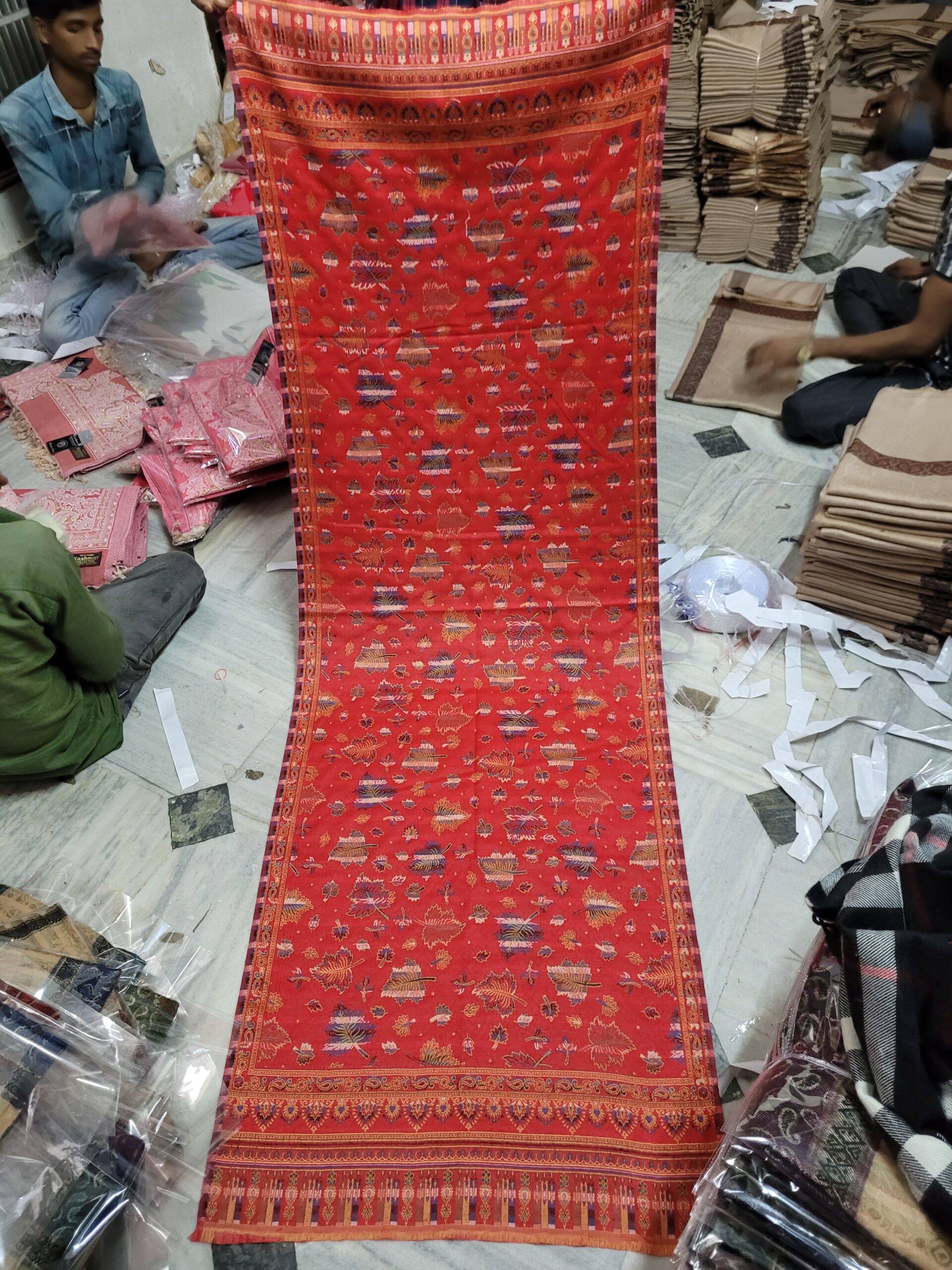 Kaani acrylic stole