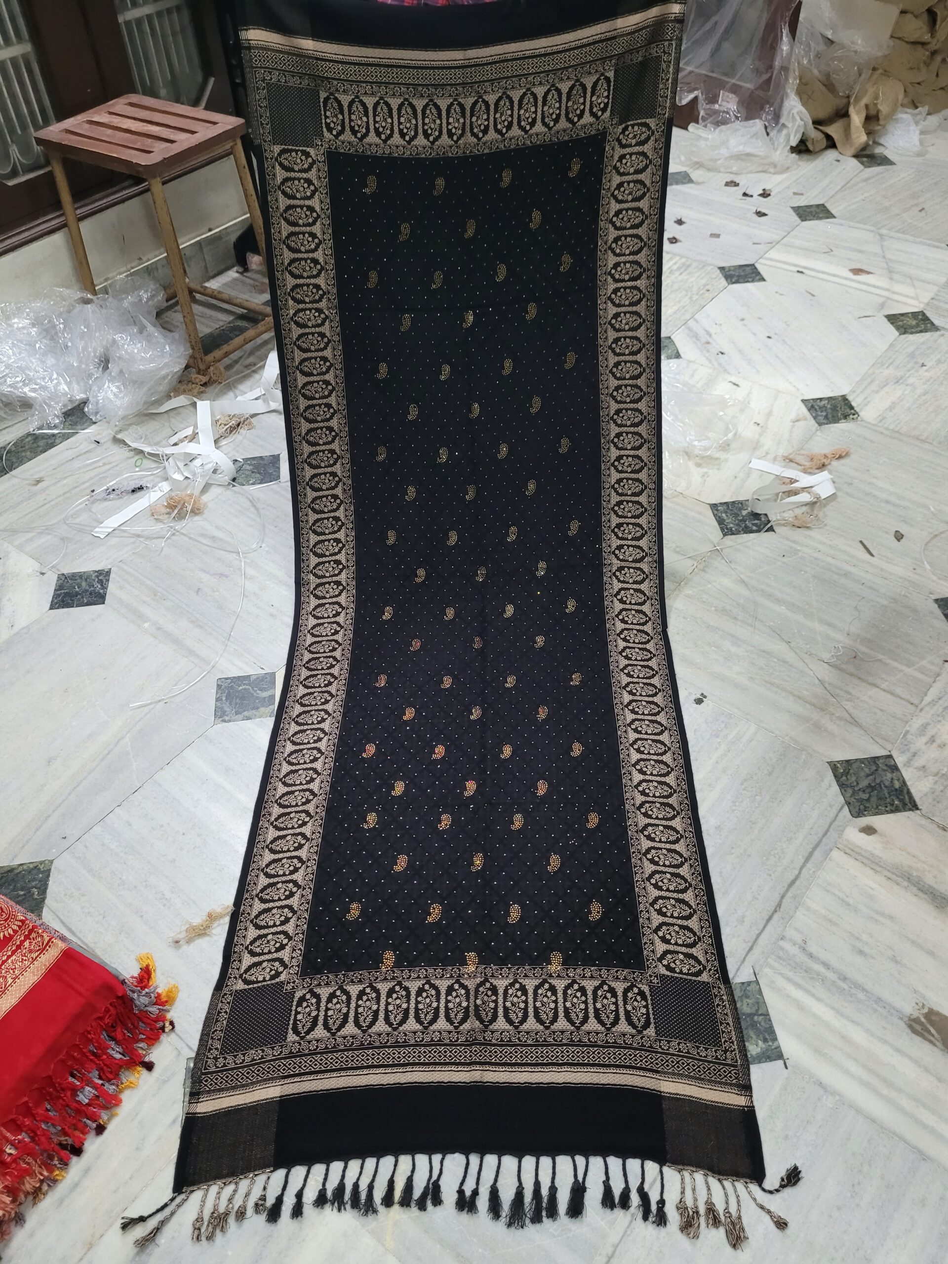 Ambi swaroski patch stole
