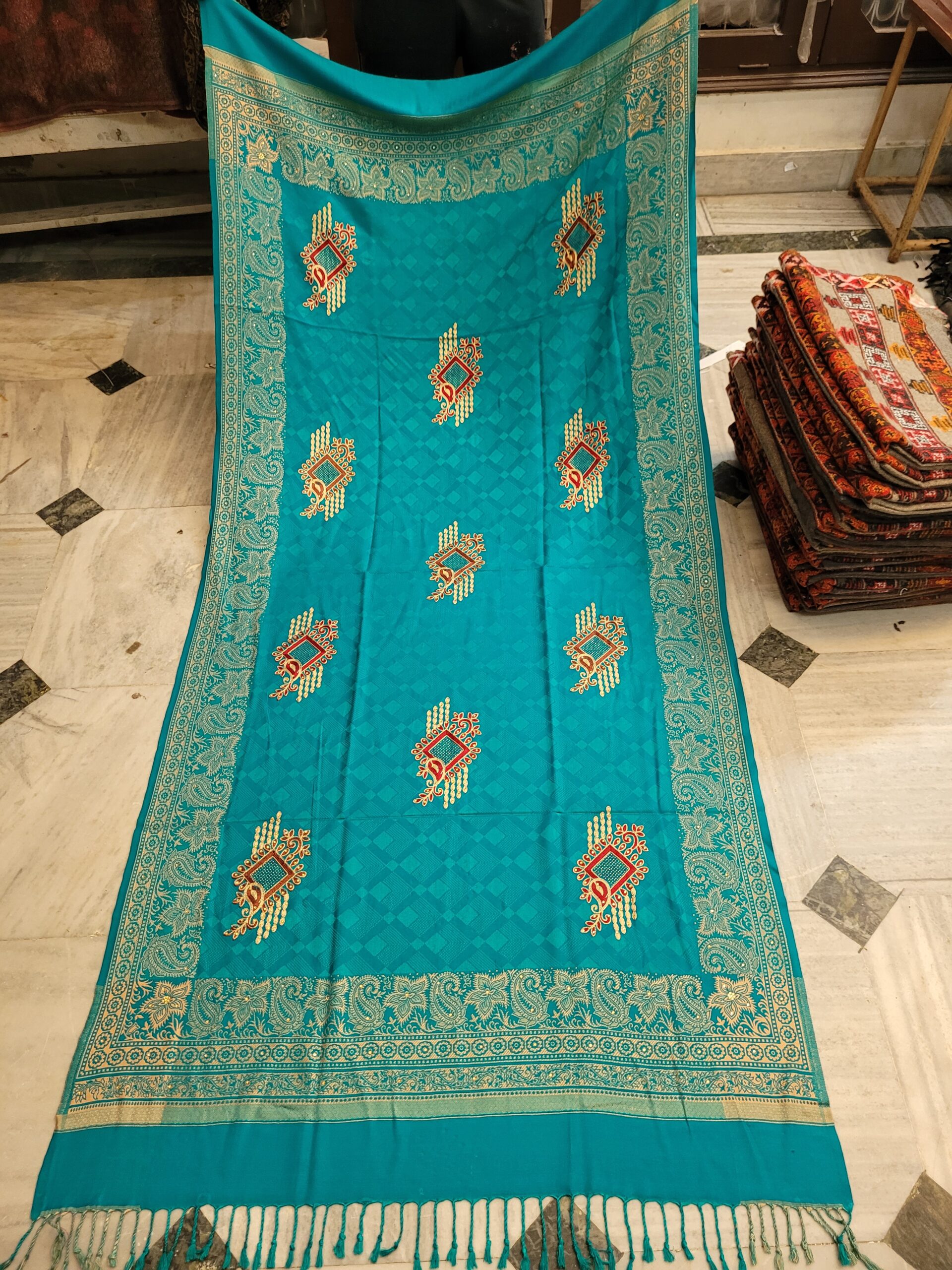 Embriodery buta design shawl