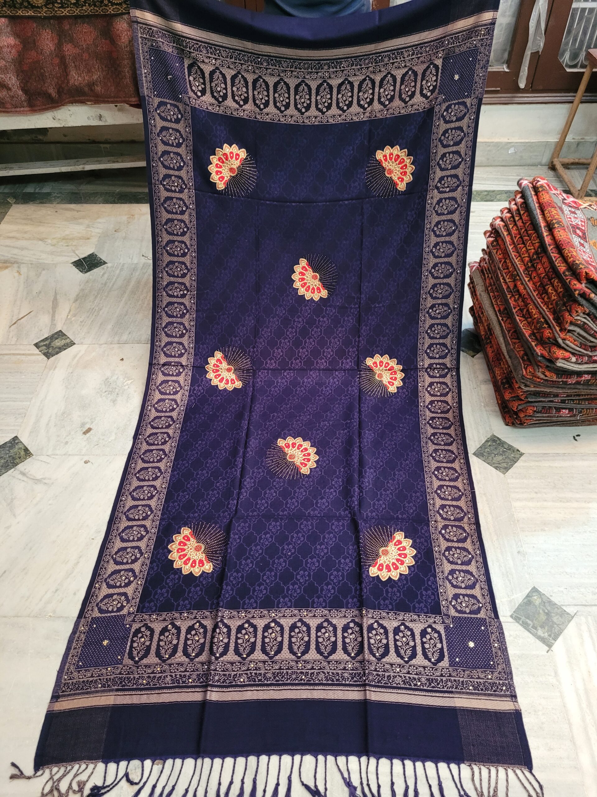 Embriodery acrylic buta shawl