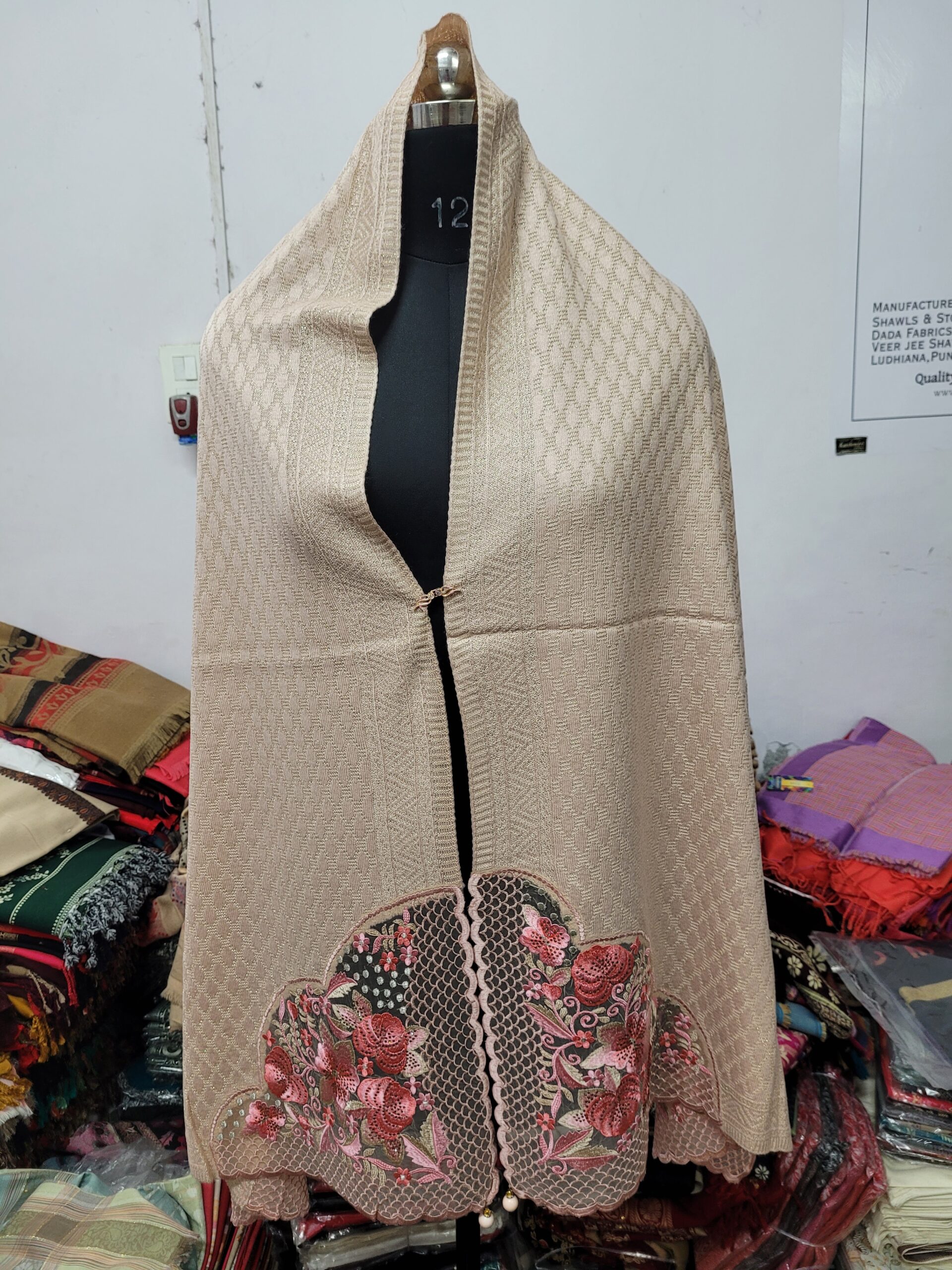 knitting dafodill embroidery stole