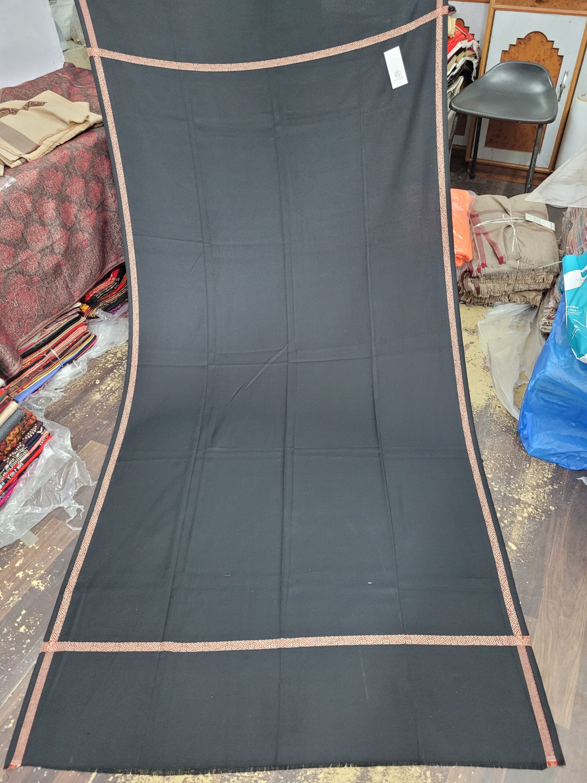 Black Acrylic Border Lohi