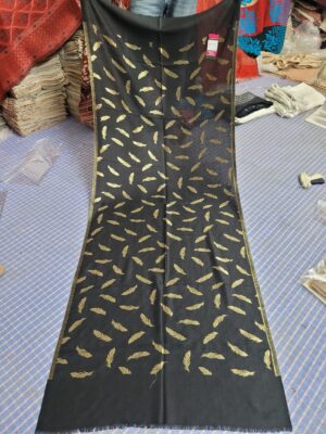 Leaf Pure Wool Stole