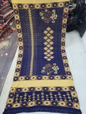 Knitting Dafodill Shawl