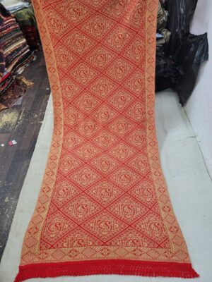 Knitting Super Soft Dafodill Shawl