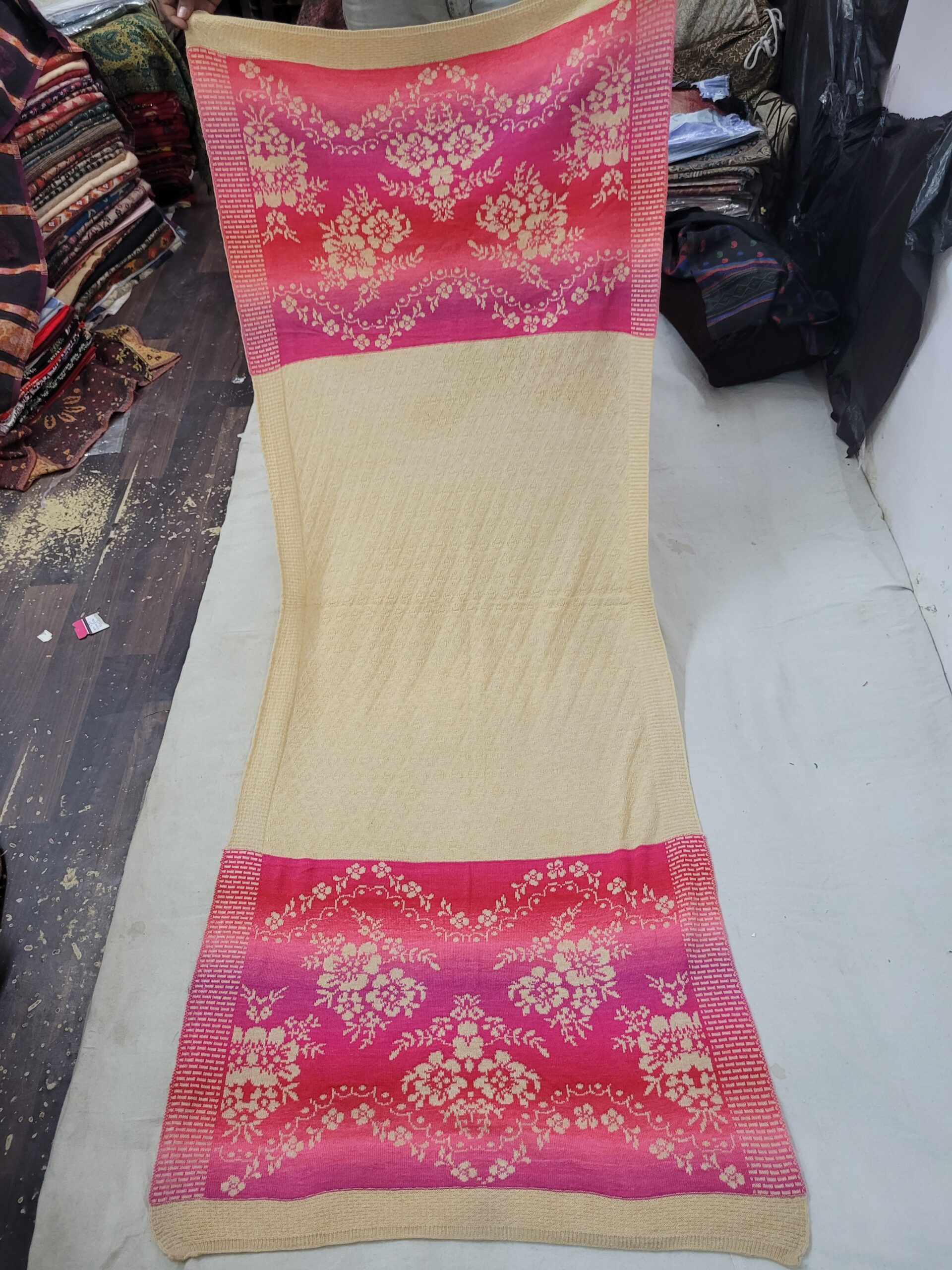 Knitting Dafodill Stole