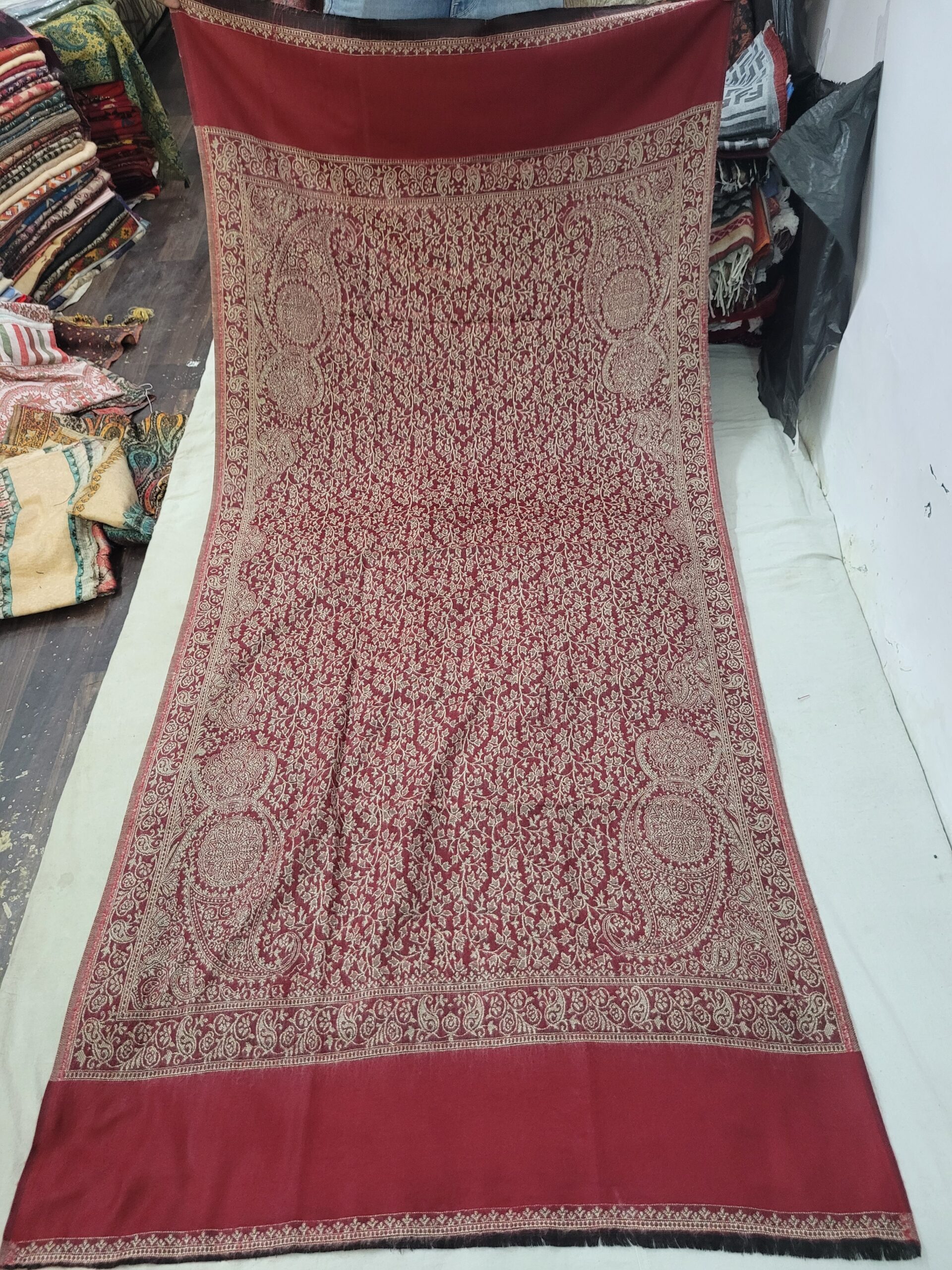Acrylic Gold Jaal Shawl