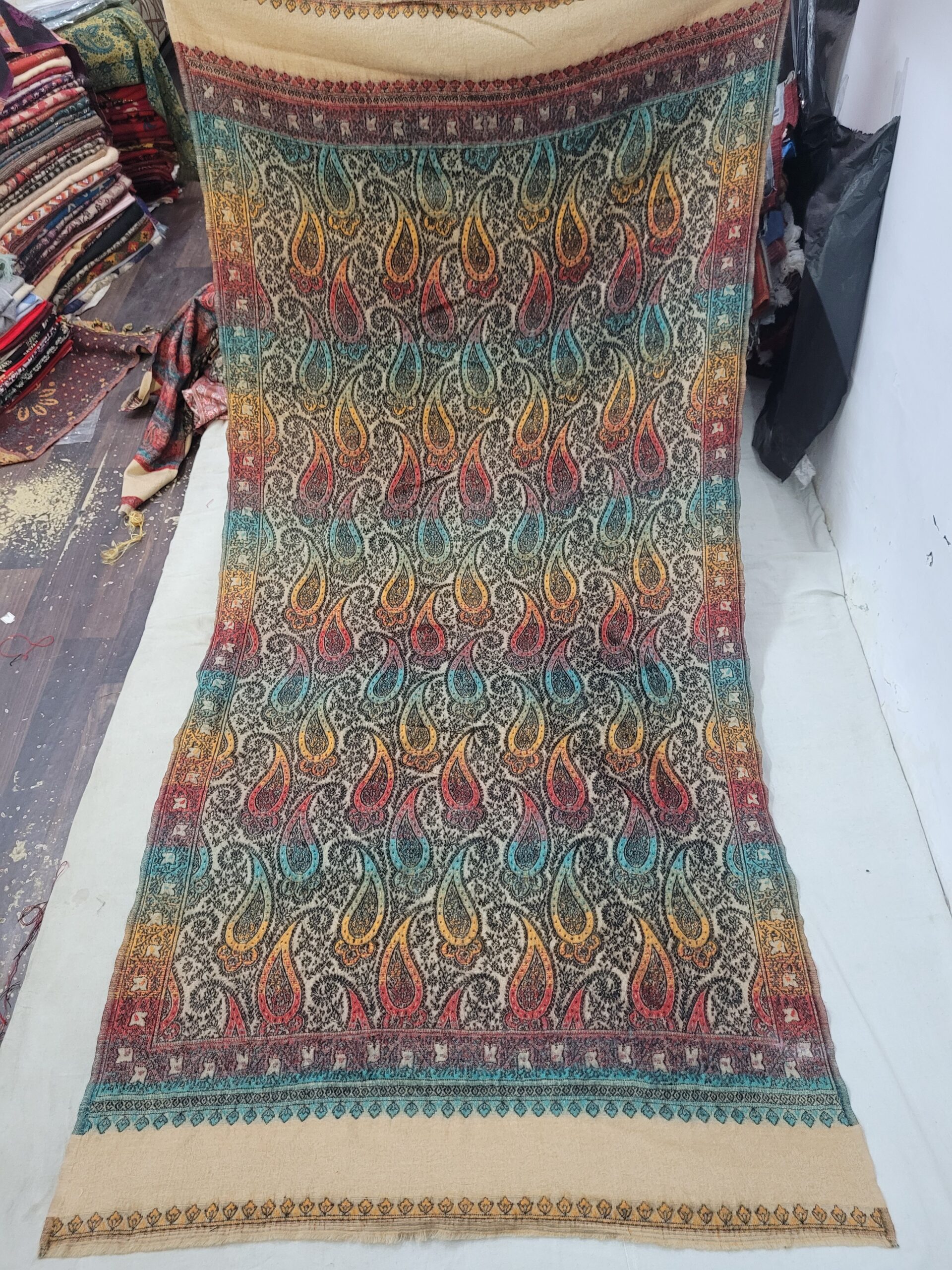 Acrylic Flower Jaal Shawl