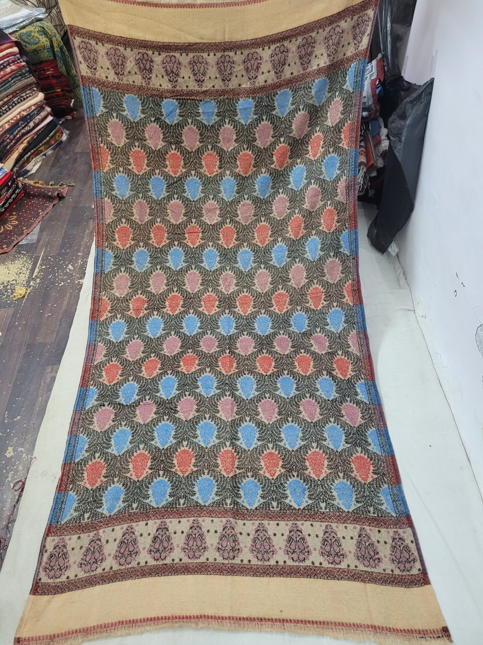 Acrylic Flower Jaal Shawl