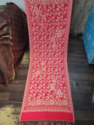Poly. Pollywool Stole