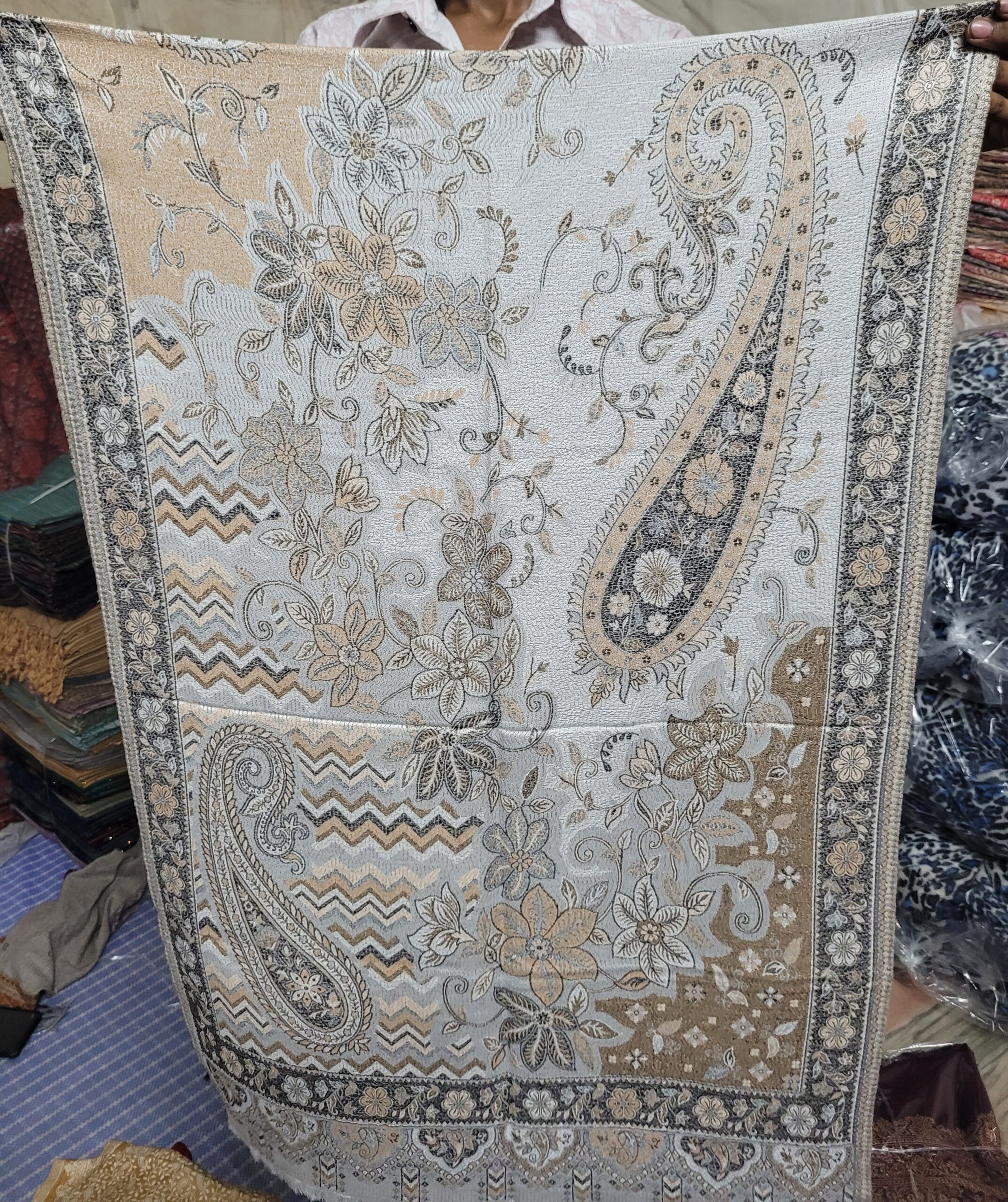 Kaani Fine Viscose Stole