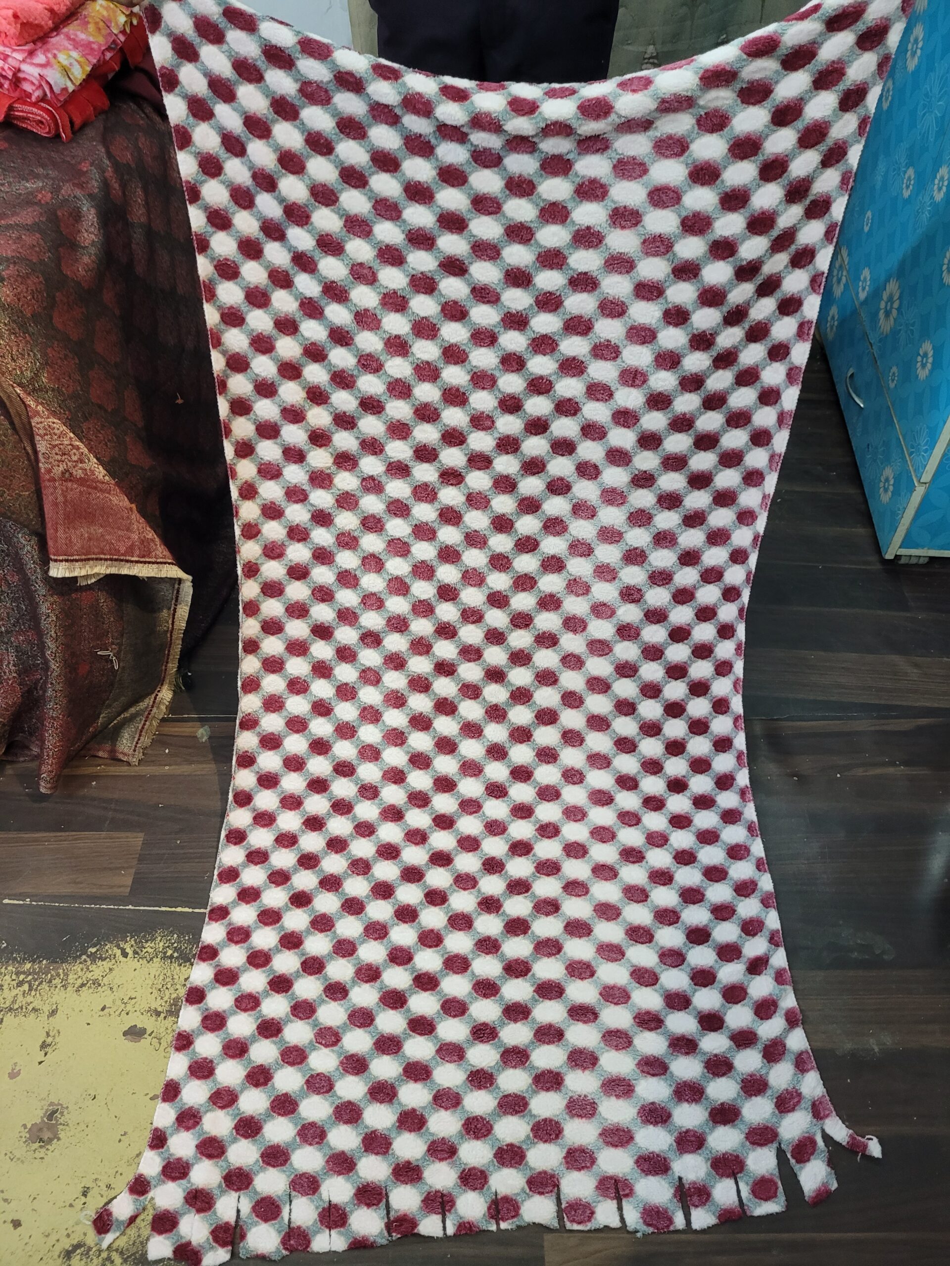 Polyester Velvet Stole