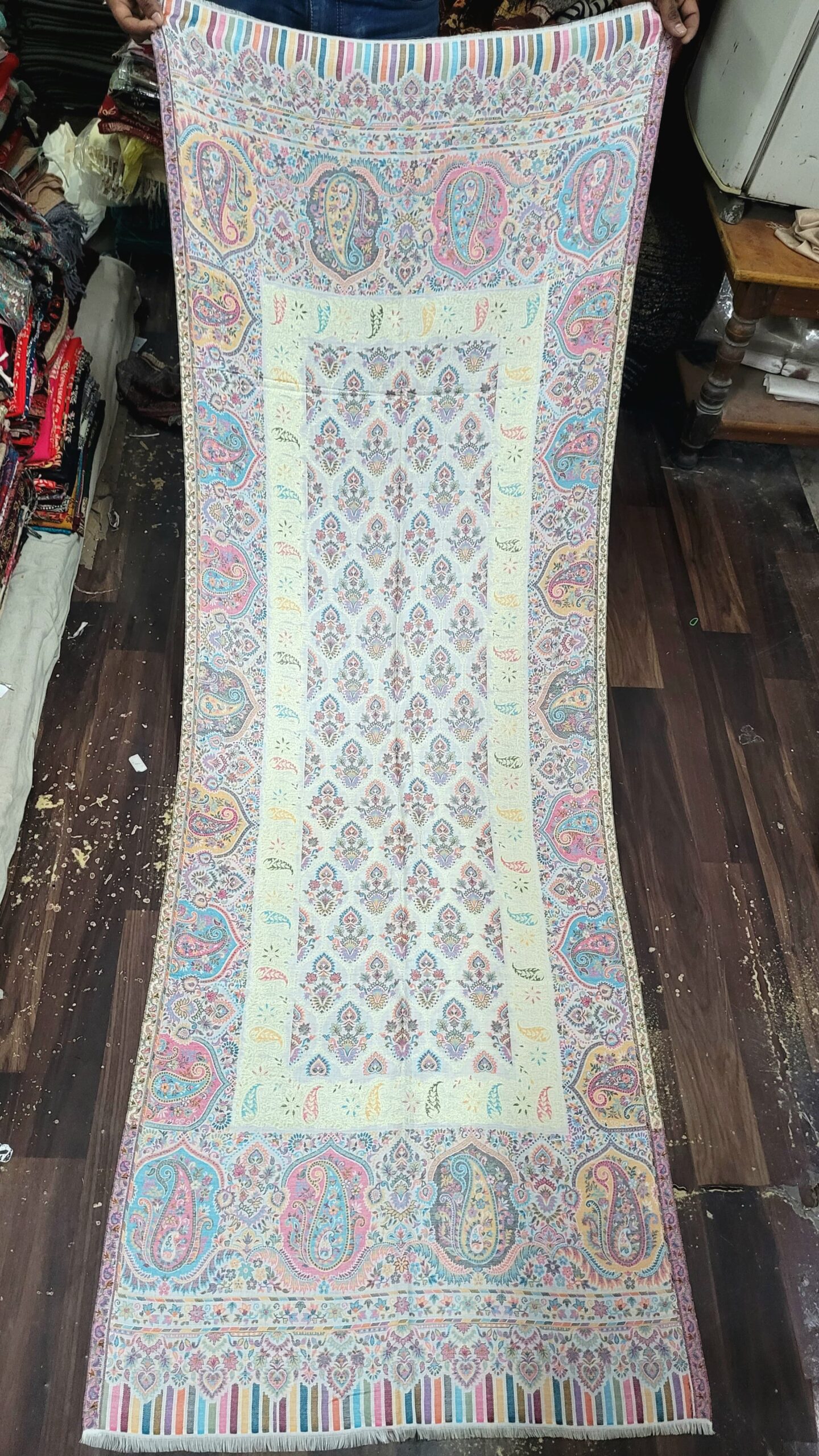 Fine Wool Kanni Zari Border Stole