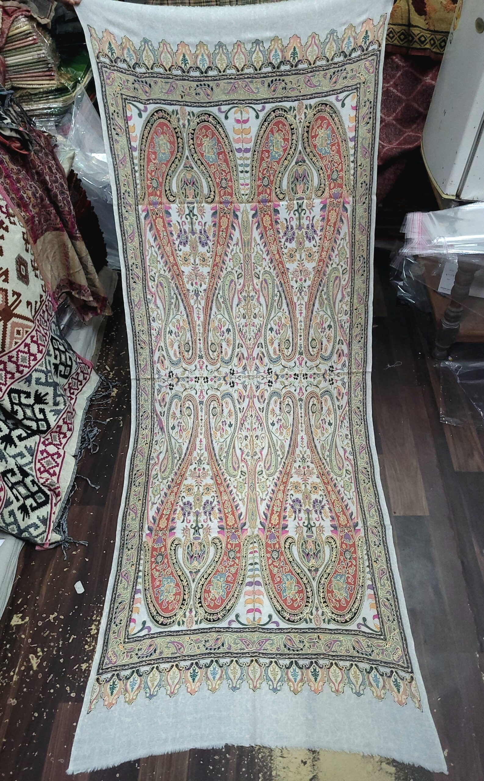 Fine Wool Embriodery Stole