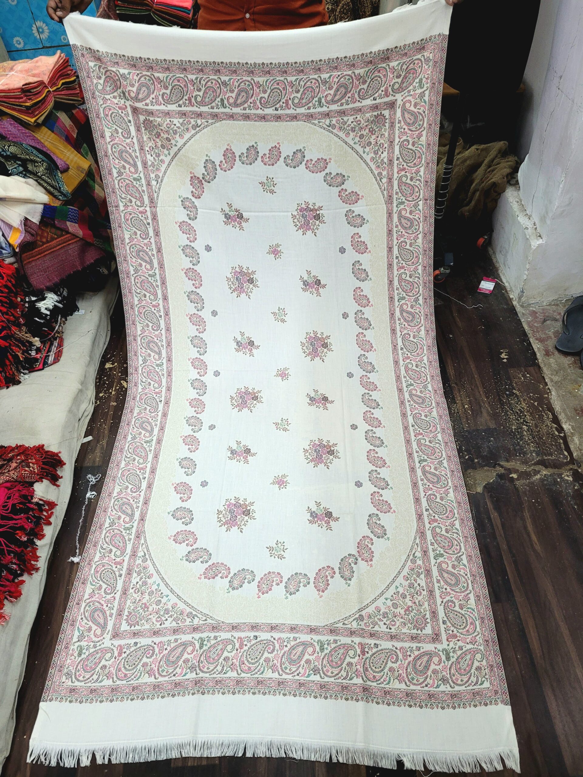 Fine Wool Zaari Border Shawl