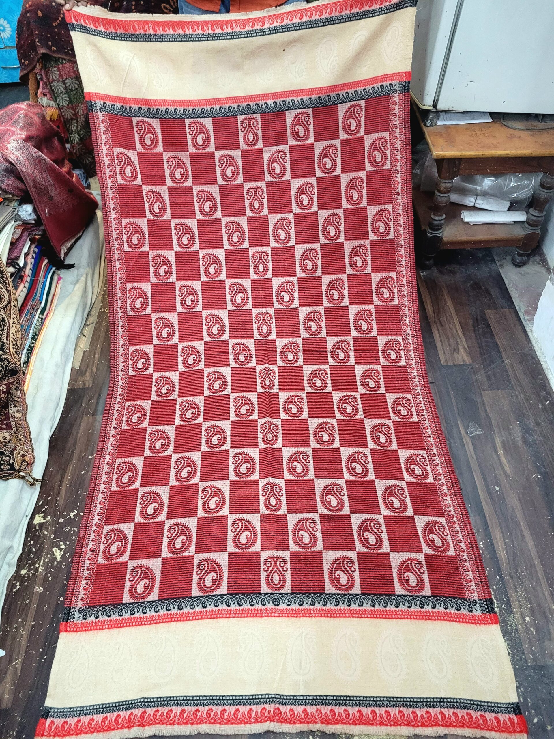 Acrylic Check Flower Shawl