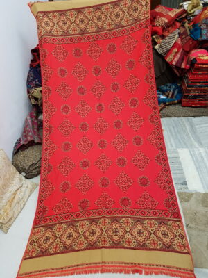 Acrylic Kullu Flower Jaal Shawl