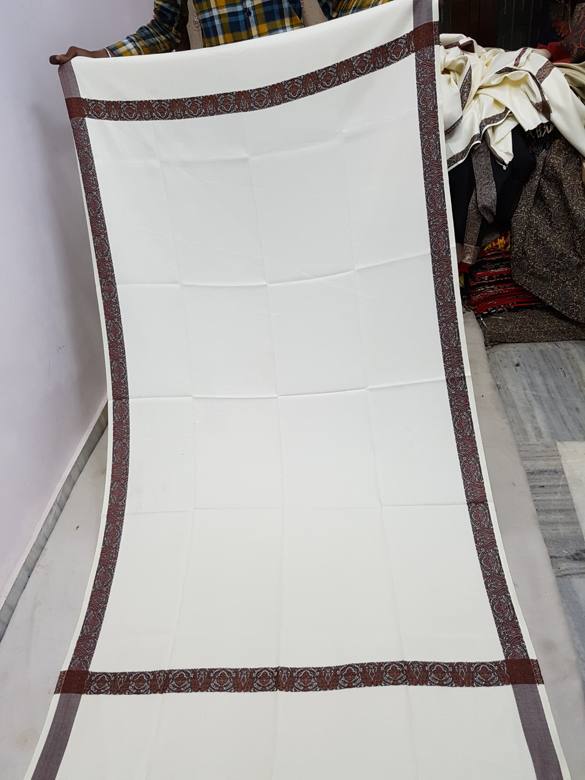 Acrylic border Shawl