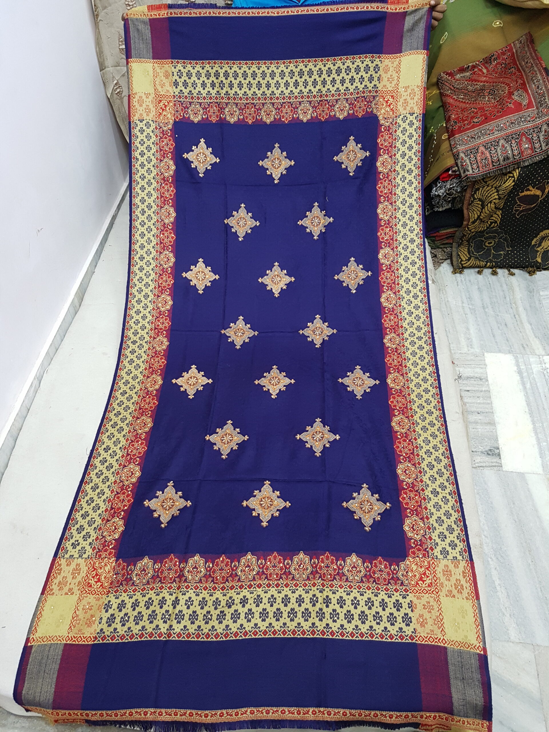 Embroidery Cashmilion Shawl
