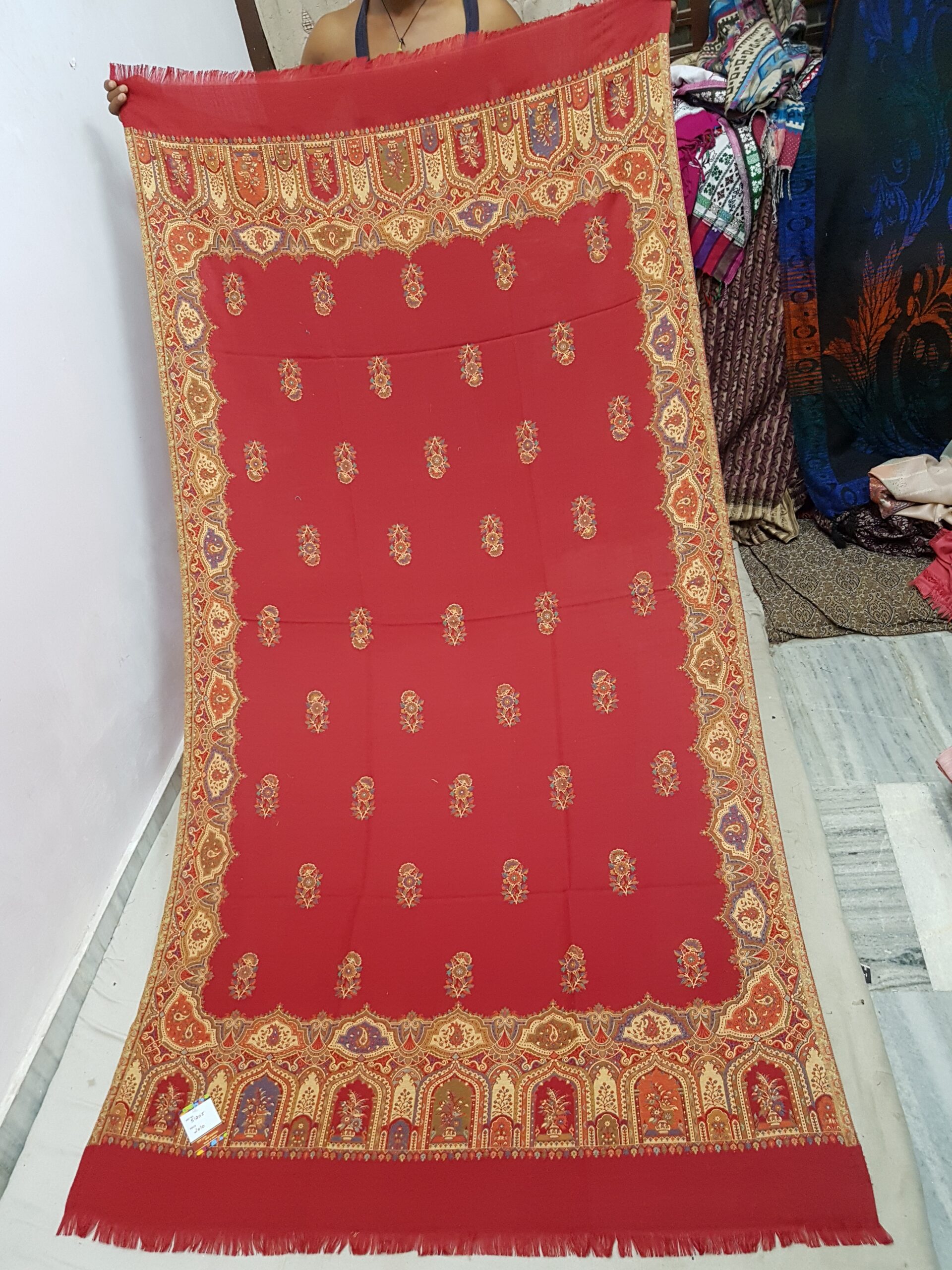 Kaani Heavy Flower Shawl