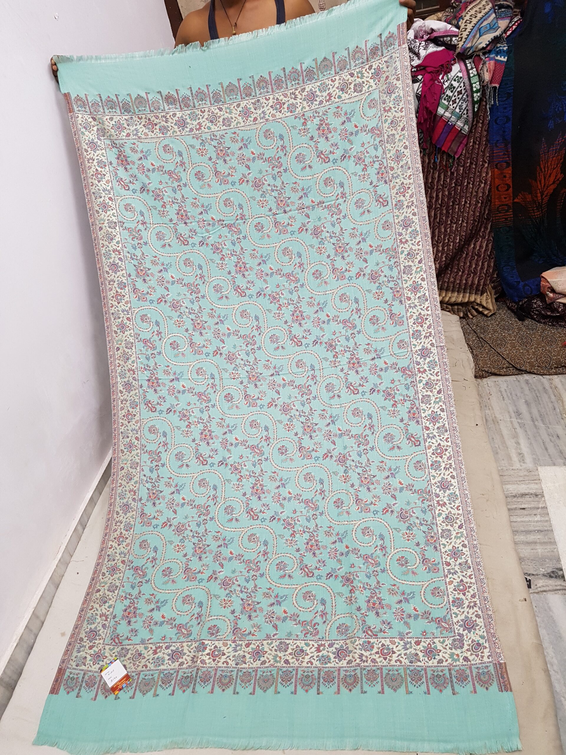 Kaani Zari Heavy Pachmina Shawl