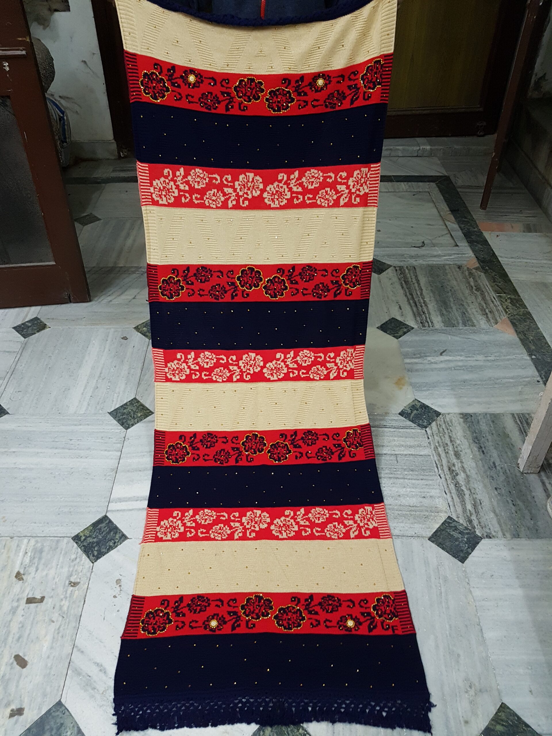 Knitting Daffodil Kullu Stole