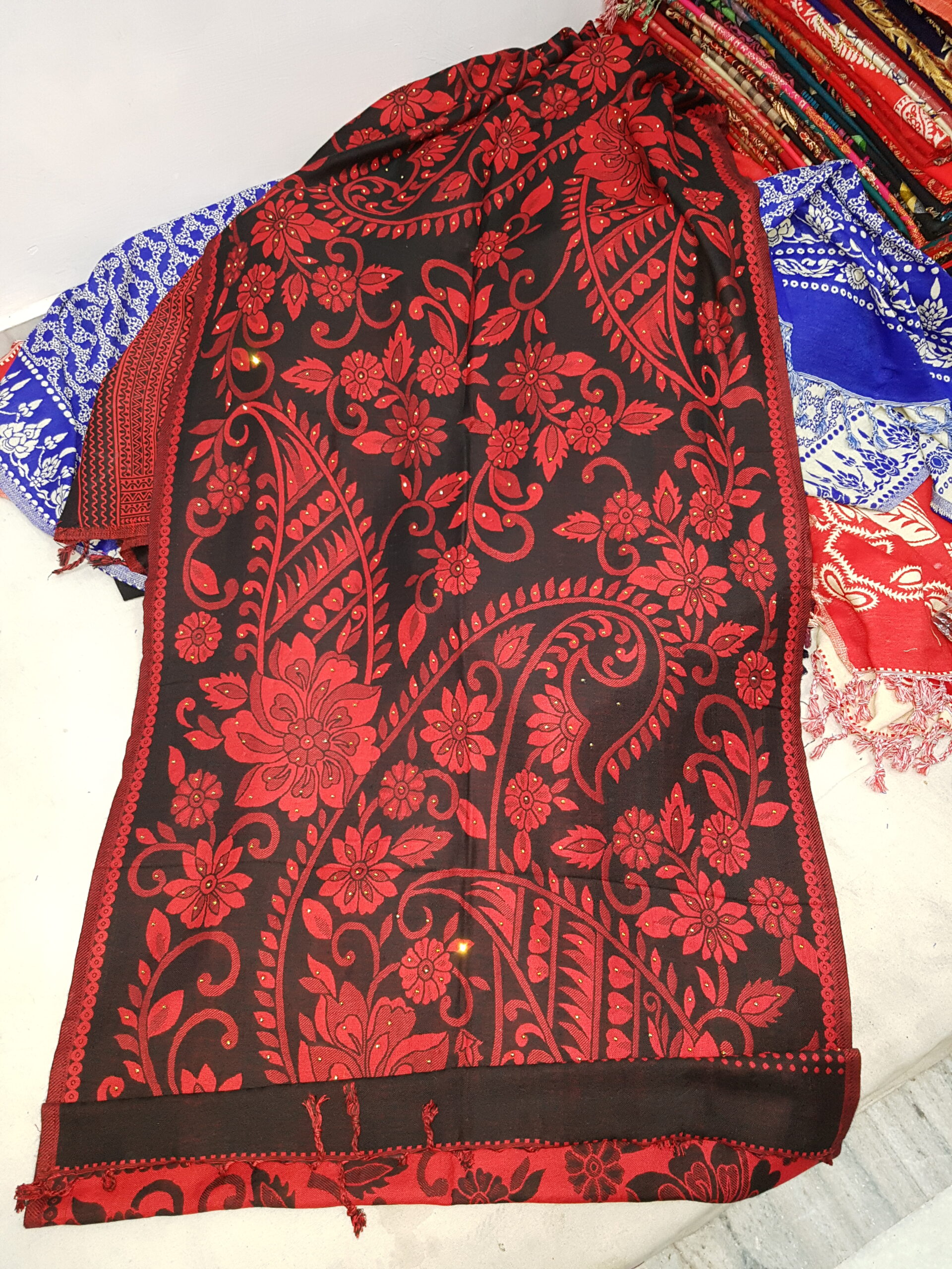 Polyester Polly wool Shawl