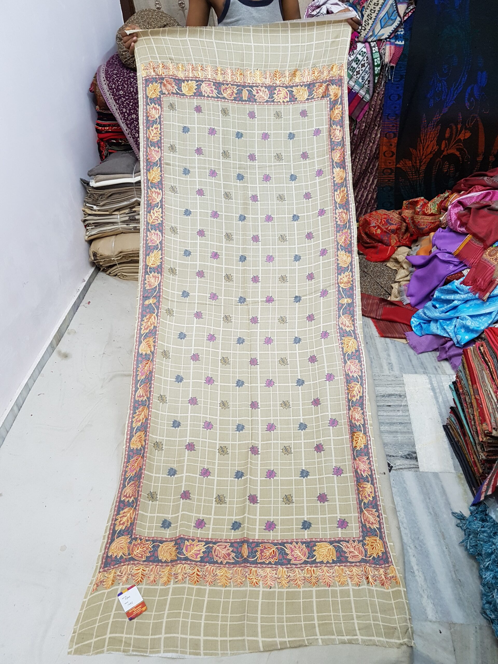 Pure Wool Border Embriodery Stole
