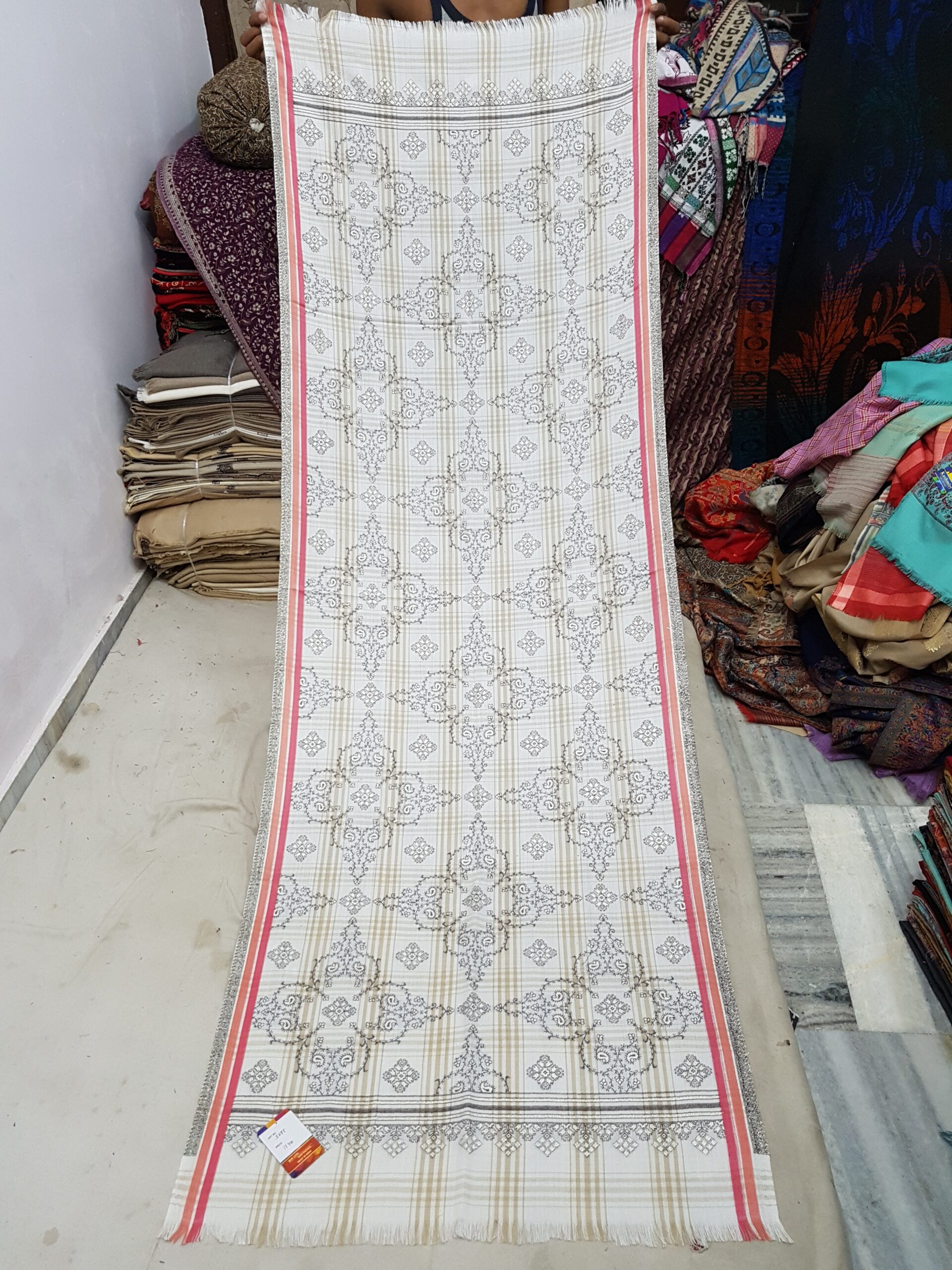 Pure Wool Zari Flower Stole