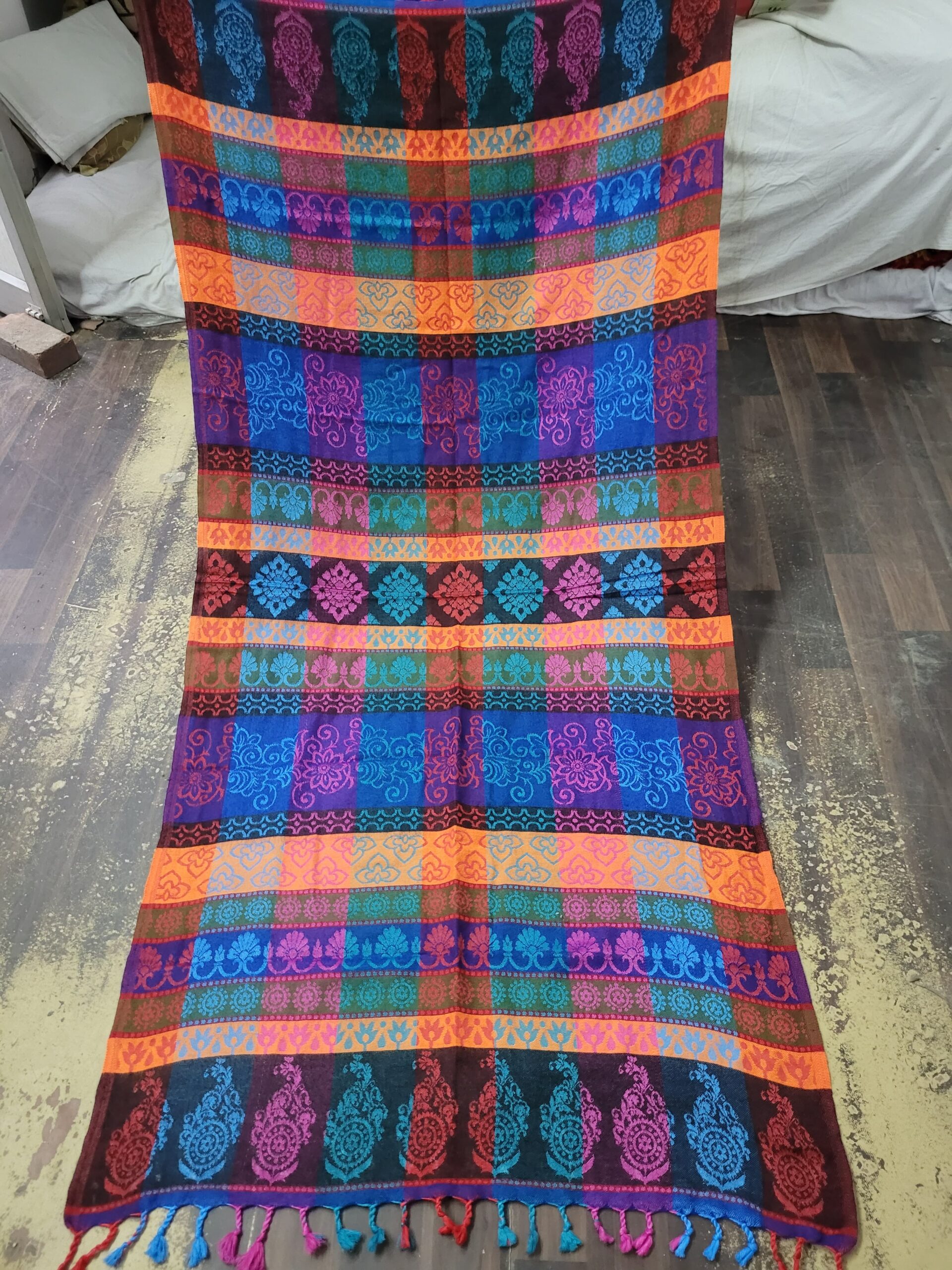Acrylic multi raising shawl