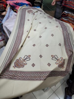 Polyester acrylic border kunj shawl