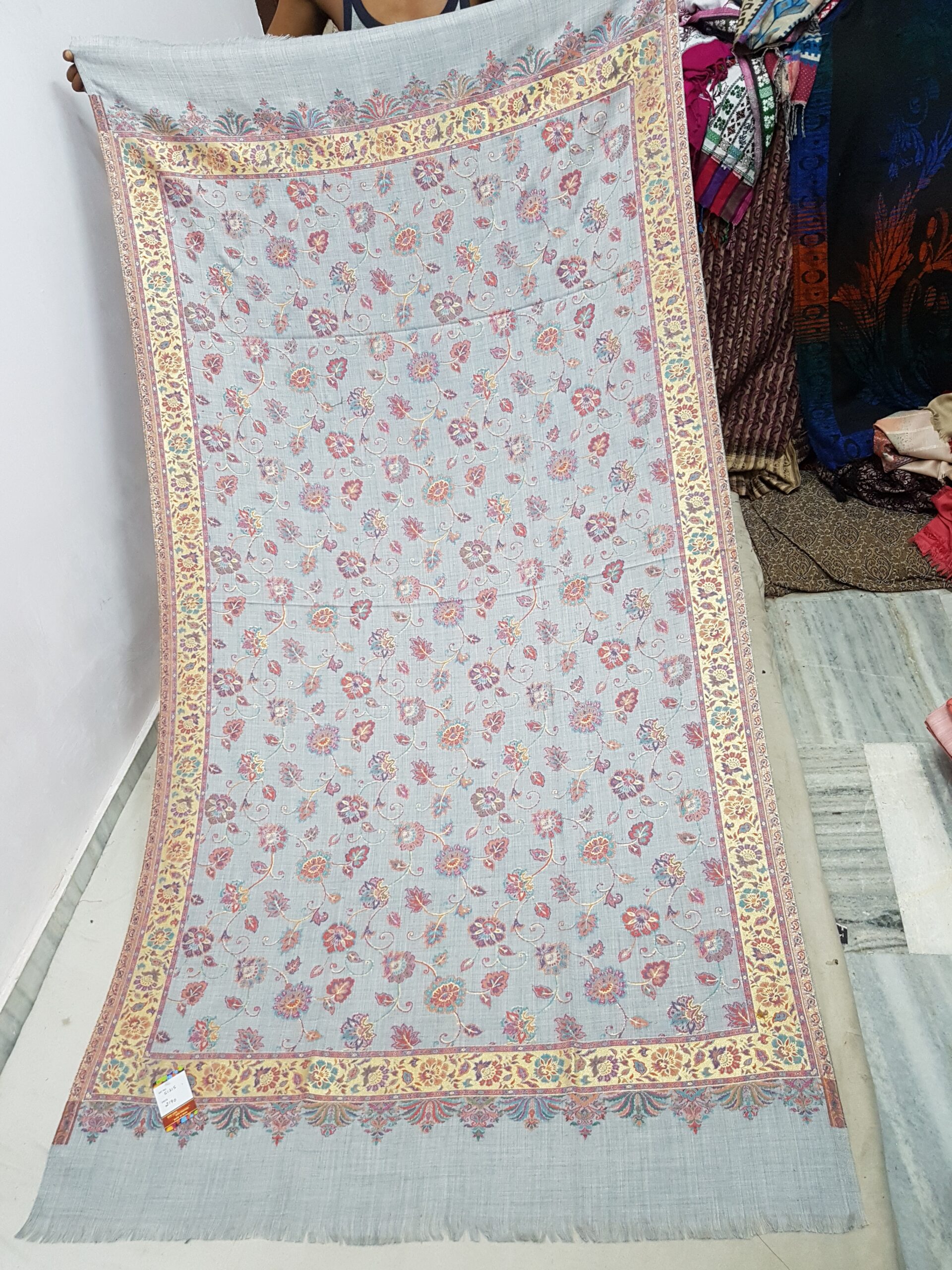 Zaari Heavy Pashmina Shawl