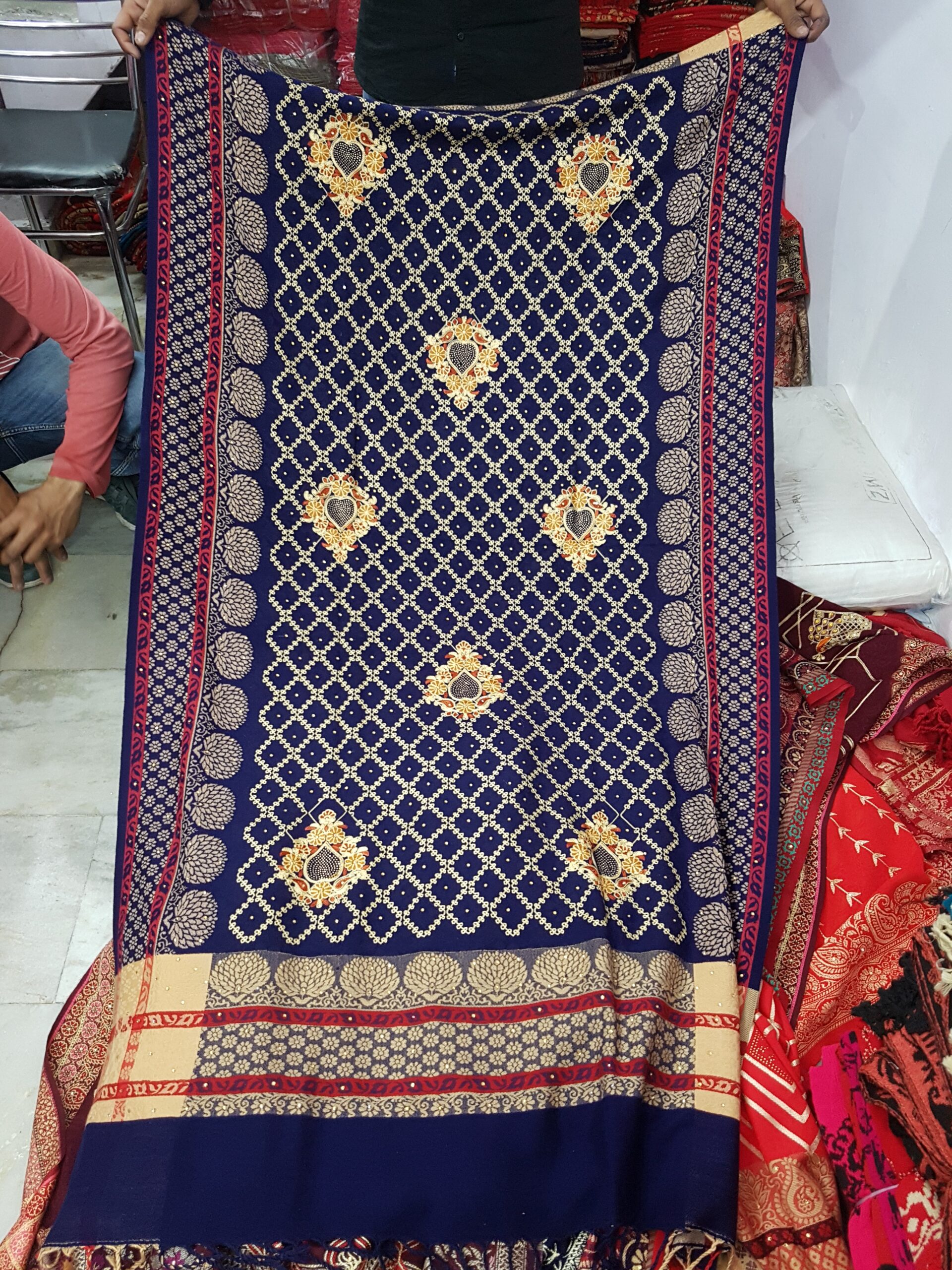 Embriodery viscose jaal Shawl
